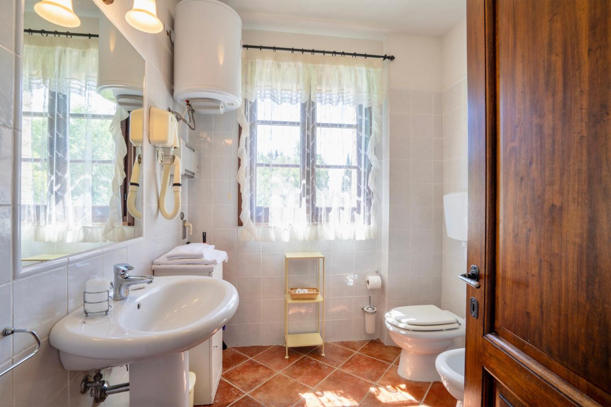 Casa Vacanze Con Piscina A San Gimignano Aparthotel Buitenkant foto